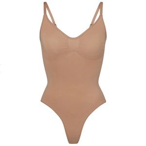 SKIMS Sculpting Thong Bodysuit SIENNA XXS/XS